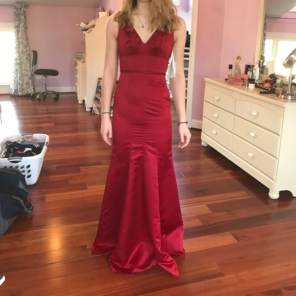Brand New Evening Gown - Picture 4 of 6
